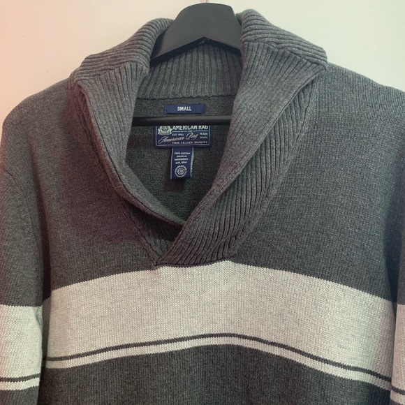 American Rag sweater - Picture 2 of 3